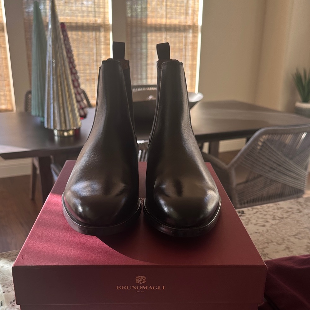 Bruno Magli Men's Dark Brown Leather Boots